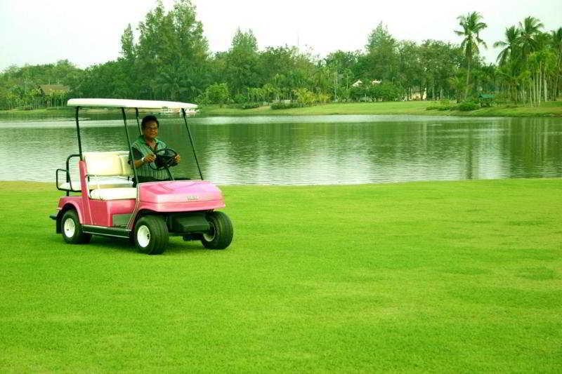 Water Land Golf Resort & Spa Фитсанулок Екстериор снимка